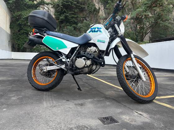 HONDA XLX 350R HONDA XLX 350R
